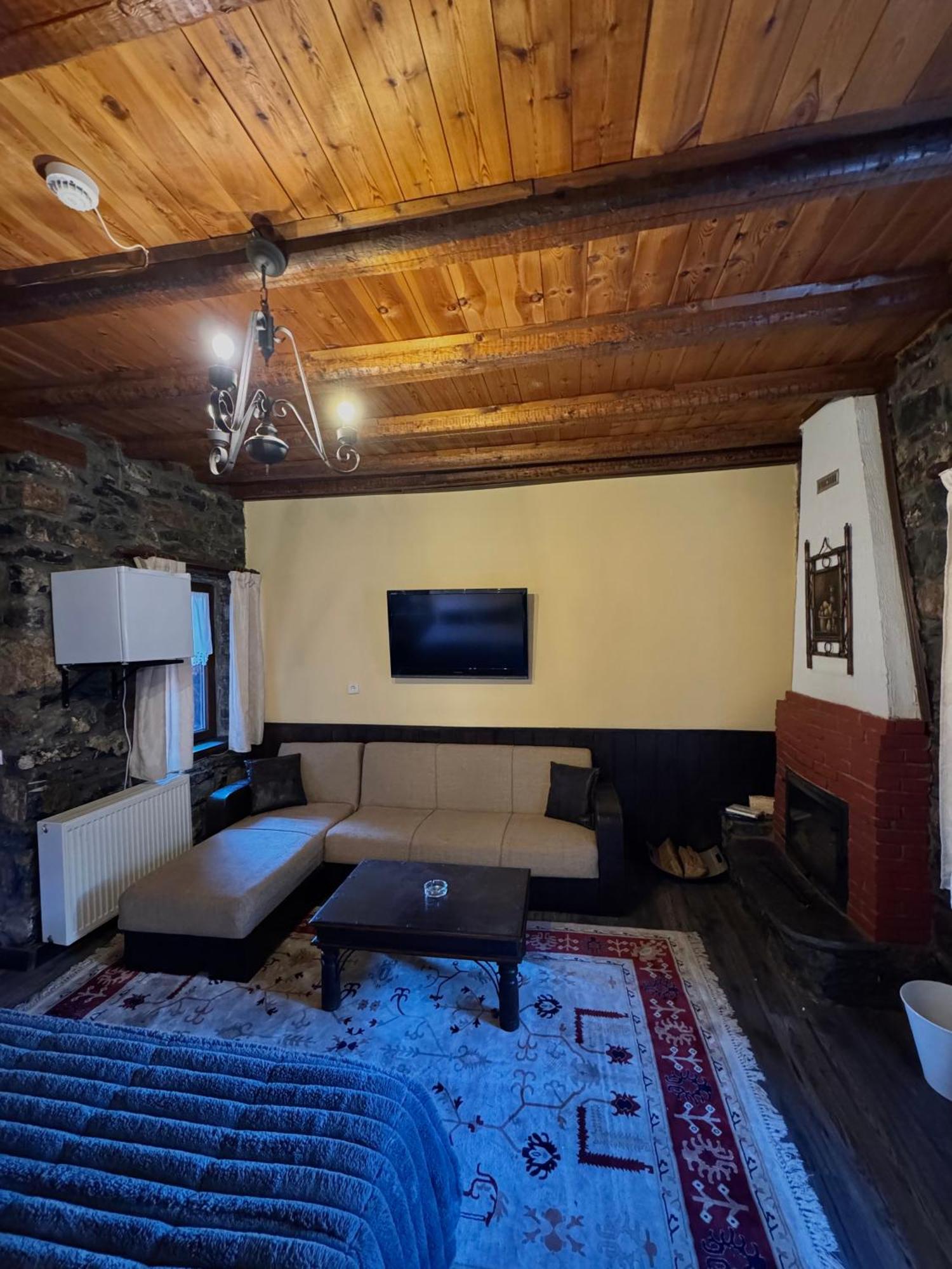 Chalet Asteras Tou Vorra Agios Athanasios  Esterno foto